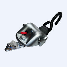Load image into Gallery viewer, Q'Straint 4 QRT - 360 L-Track Fittings HR131 Retractable Lap &amp; Shoulder Belt  Retractable L  | Q - 10014